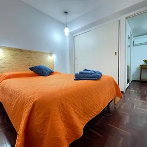 Julia Y Ruben, Ciudad De Apartamento